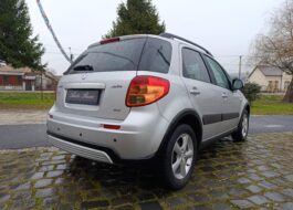 Suzuki SX4